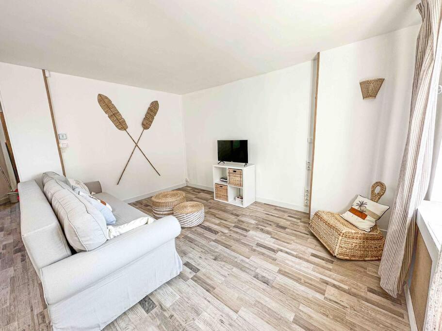 Апартаменты ~L'Arche De L'Heurt~ Ле-Портель Экстерьер фото