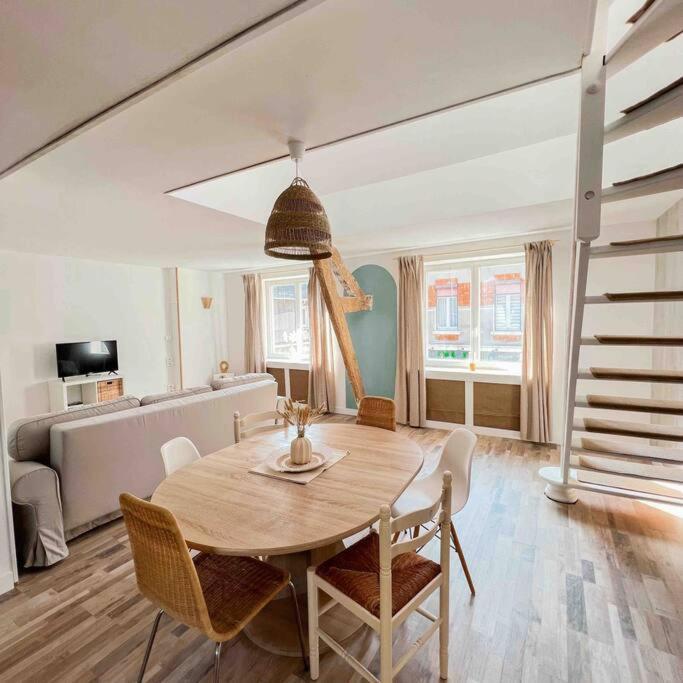 Апартаменты ~L'Arche De L'Heurt~ Ле-Портель Экстерьер фото